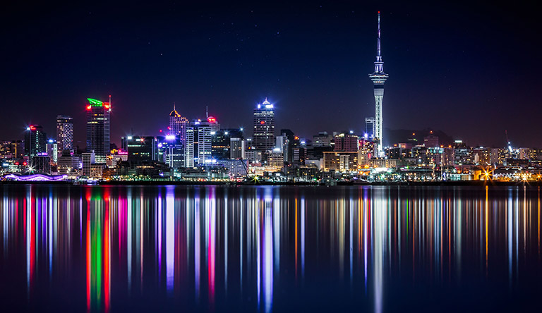 auckland-skyline-in-night-auckland-new-zealand